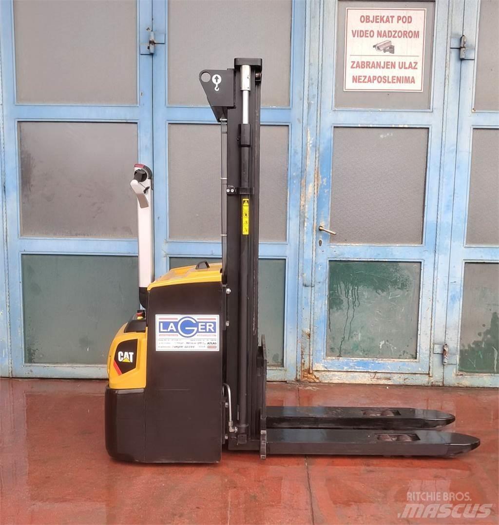 CAT NSP16N2 低架升降機
