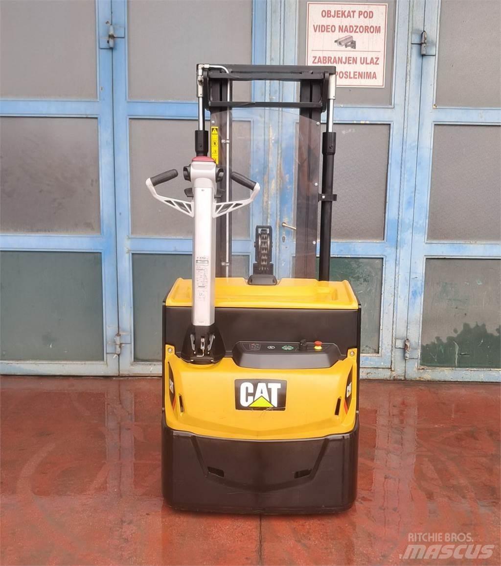 CAT NSP16N2 低架升降機