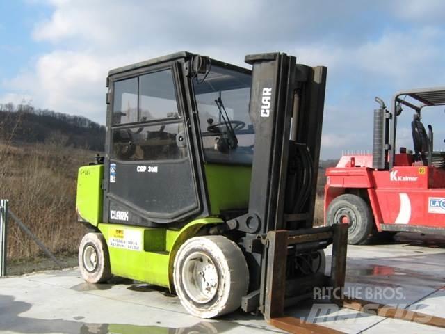 Clark CGP30 液化石油氣LPG卡車
