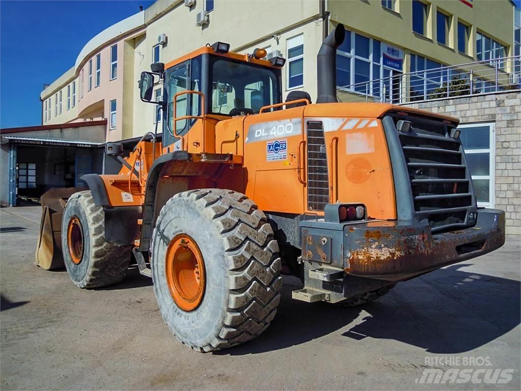 Doosan DL400 輪胎式裝載機