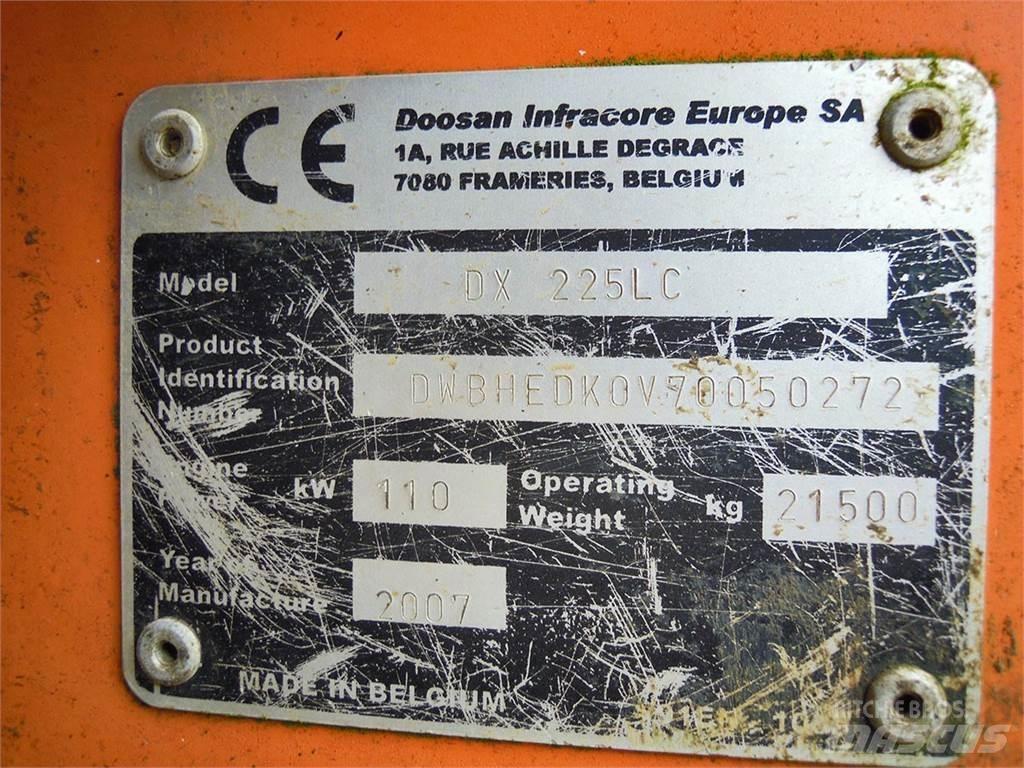 Doosan DX225LC 履帶式 挖土機/掘鑿機/挖掘機