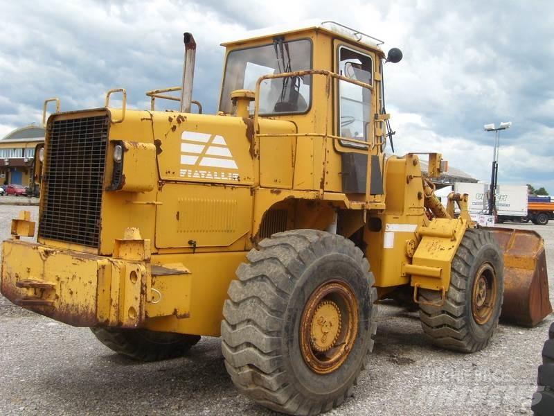 Fiat-Allis 580 FR 15 輪胎式裝載機
