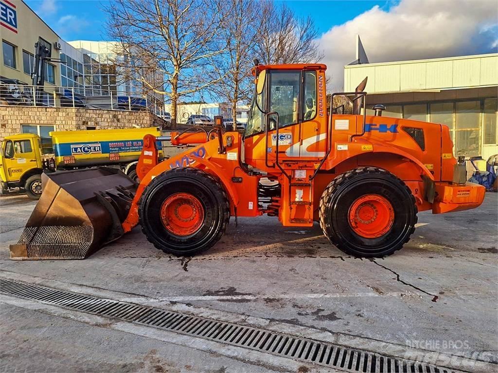 Fiat-Kobelco W190 輪胎式裝載機