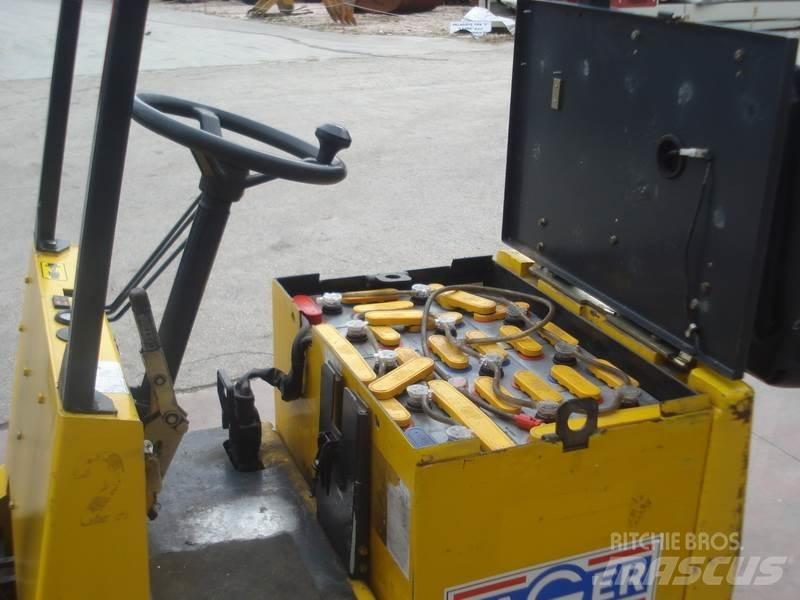 Fiat OM E10N 電動堆高機