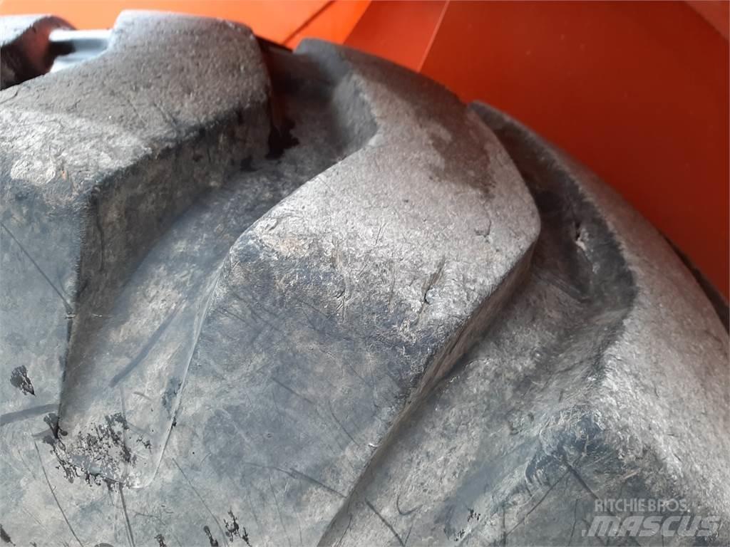 Hitachi ZW220 輪胎式裝載機
