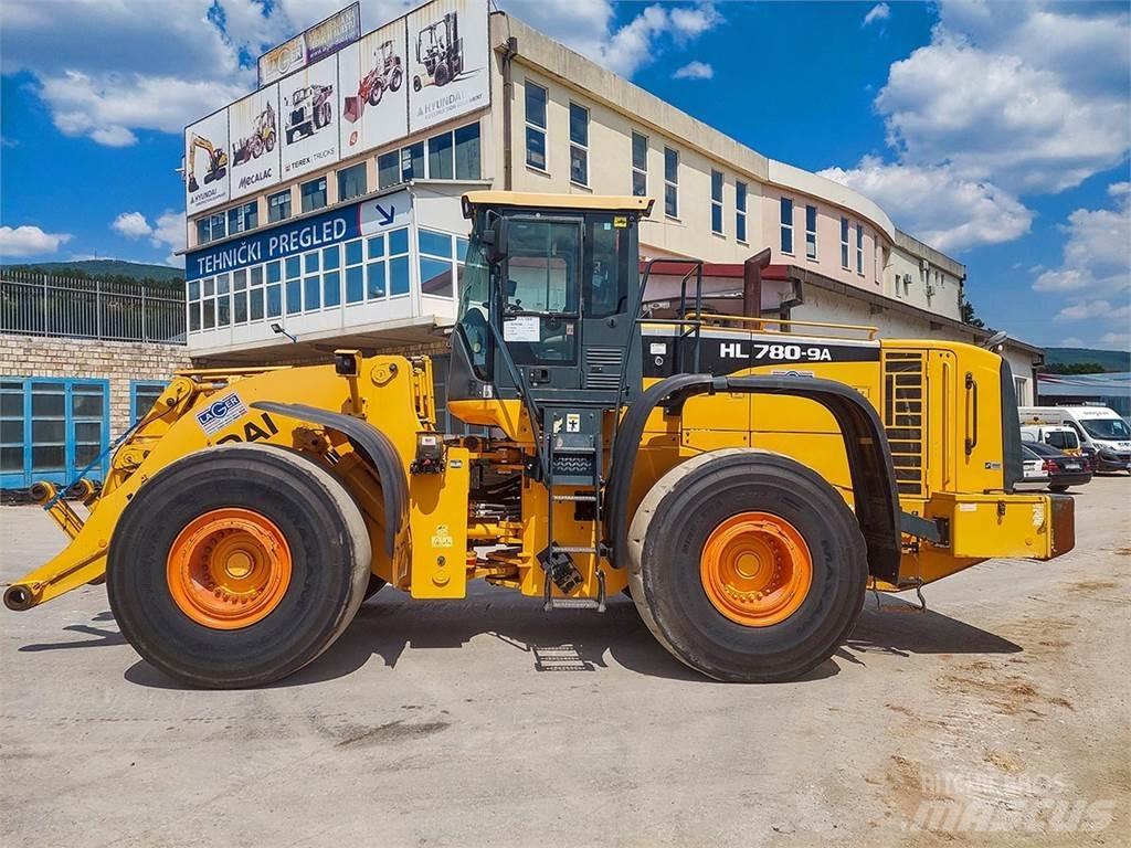 Hyundai HL780-9A 輪胎式裝載機