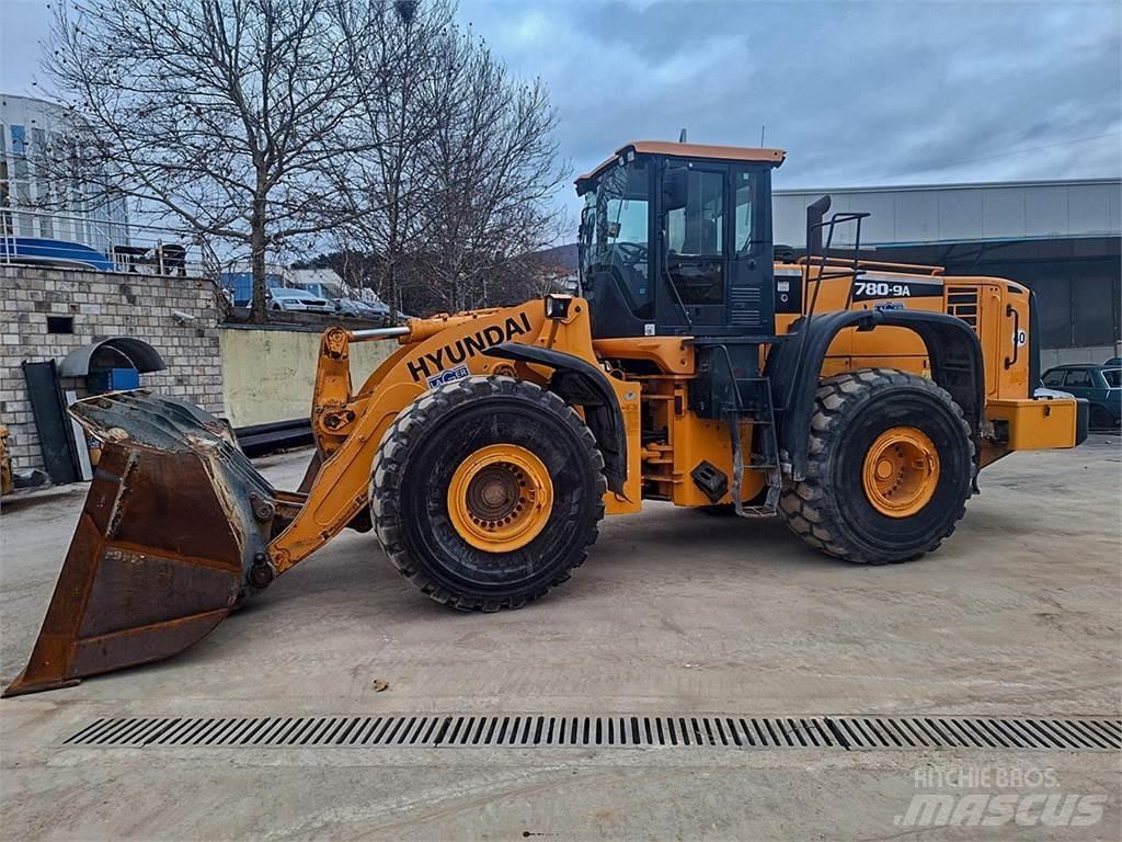 Hyundai HL780-9A 輪胎式裝載機