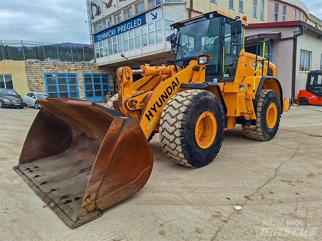 Hyundai HL960 輪胎式裝載機