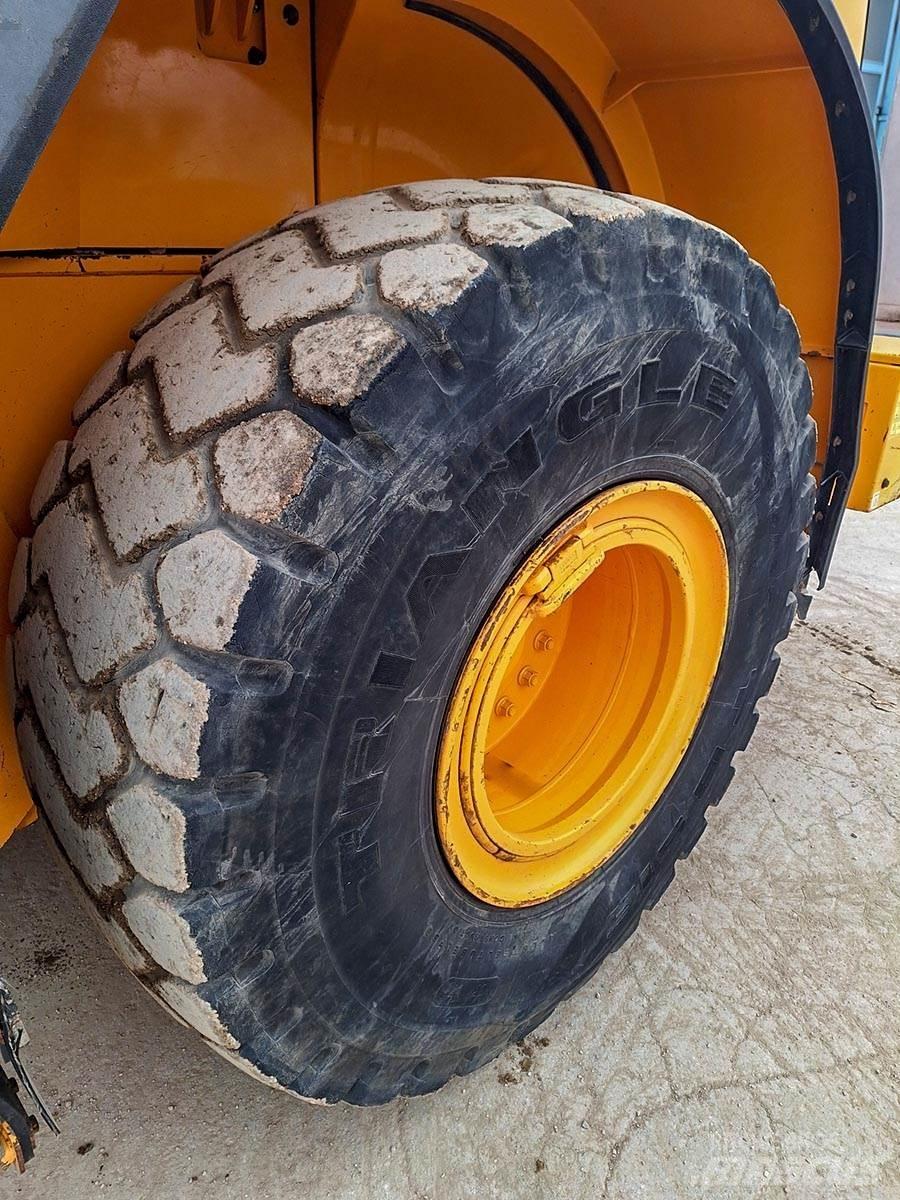 Hyundai HL960 輪胎式裝載機