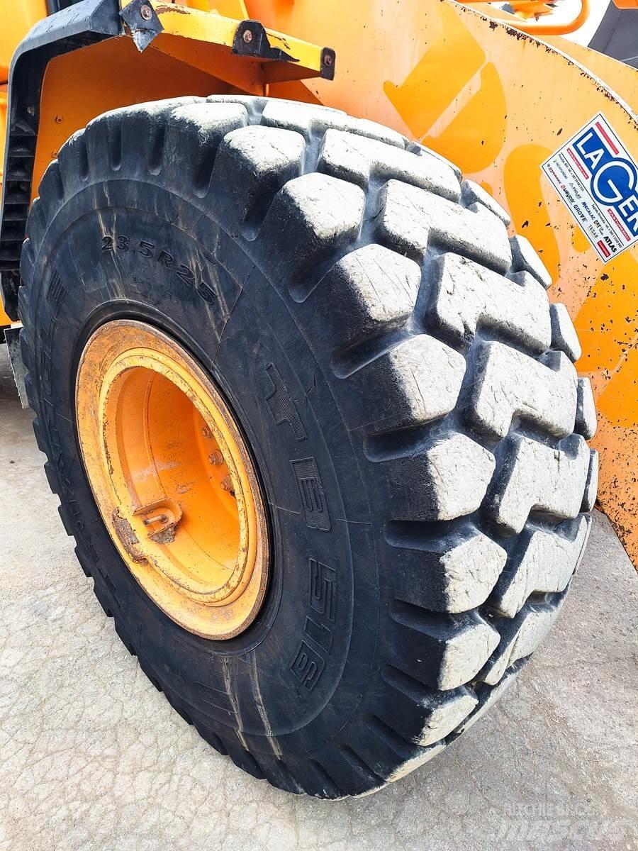 Hyundai HL960 輪胎式裝載機