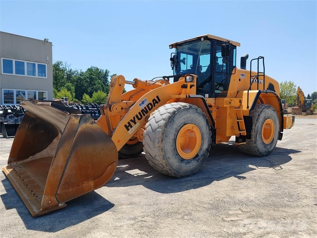 Hyundai HL970 輪胎式裝載機