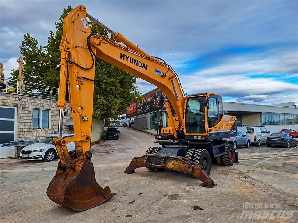Hyundai R210W-9 旋轉式挖土機/掘鑿機/挖掘機