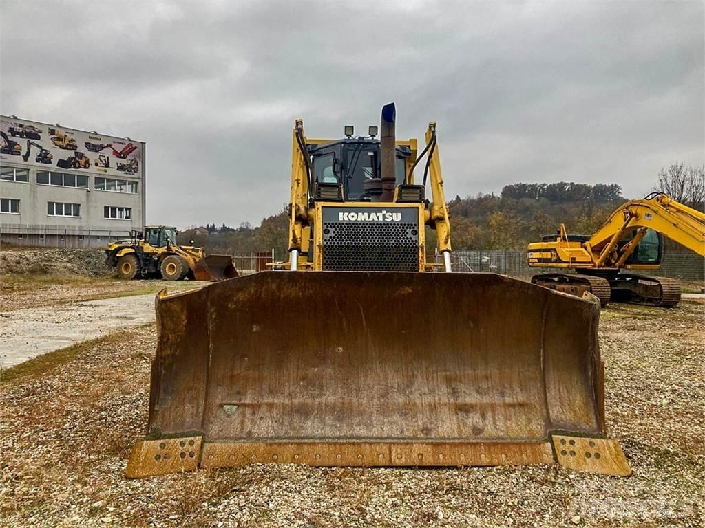 Komatsu D65EX 履帶推土機