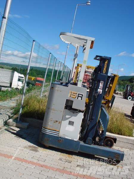 Komatsu FB15RS-8 低架升降機