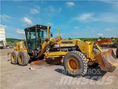 Komatsu GD655-3A 平土機