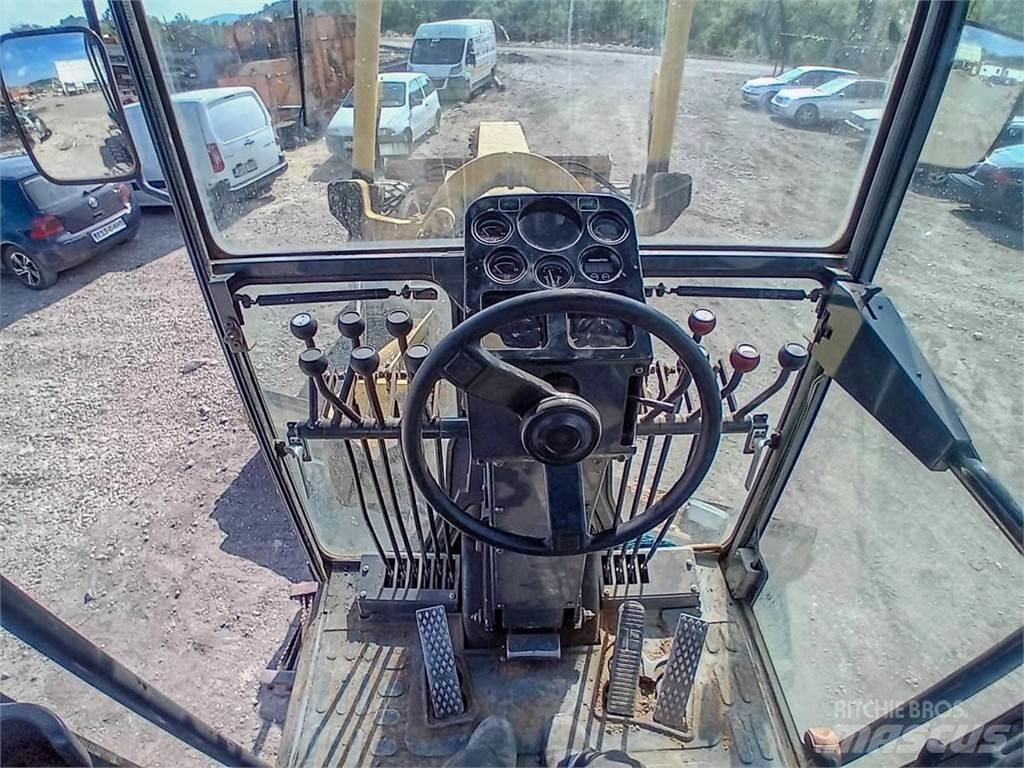 Komatsu GD655-3A 平土機