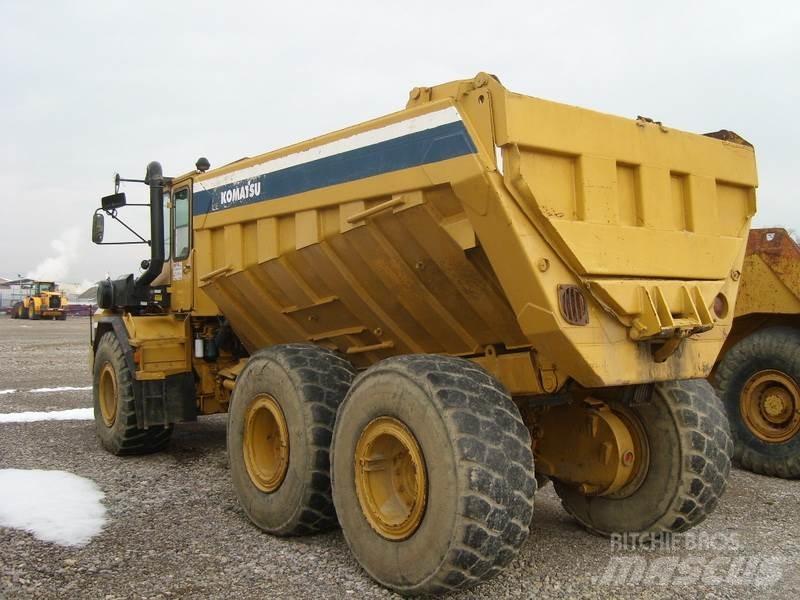 Komatsu HA270-3 鉸接式起吊車