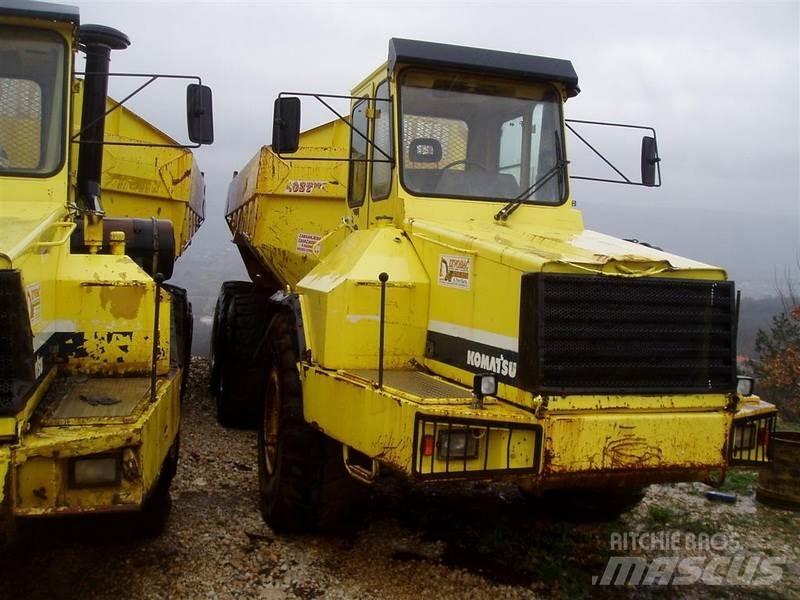 Komatsu HA270-3 鉸接式起吊車
