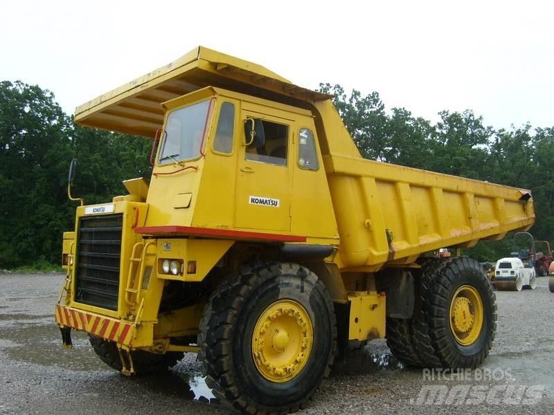 Komatsu HD325-5 側卸礦車