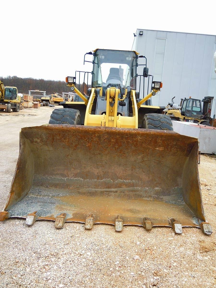 Komatsu WA430- 6E0 輪胎式裝載機