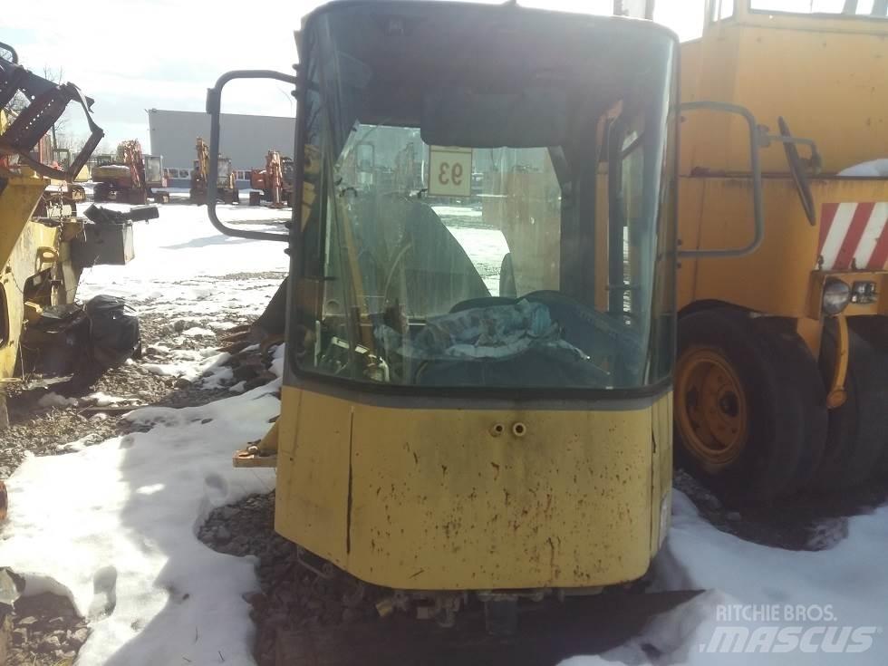 Komatsu WA470 其他組件