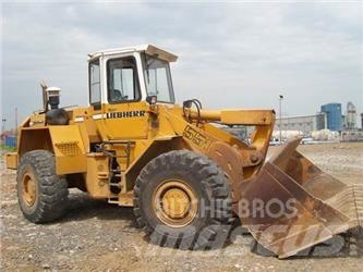 Liebherr L 551 輪胎式裝載機