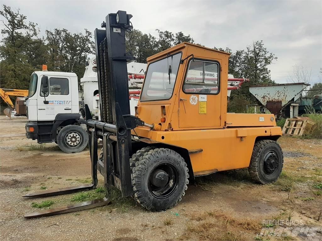 Litostroj V8 柴油卡車