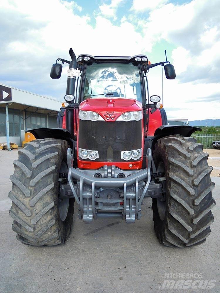 Massey Ferguson 8690 曳引機