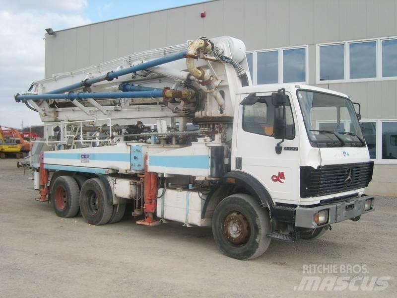 Mercedes-Benz 2422 混凝土泵浦