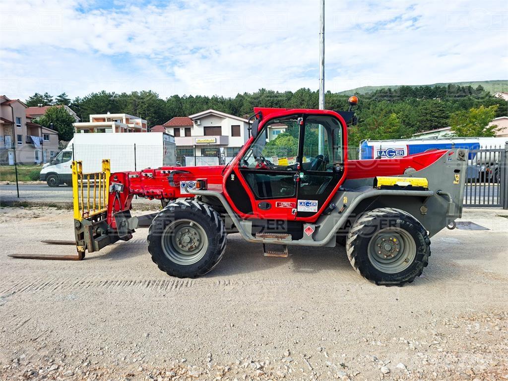 Merlo P40.17 LOX 伸縮臂操作車