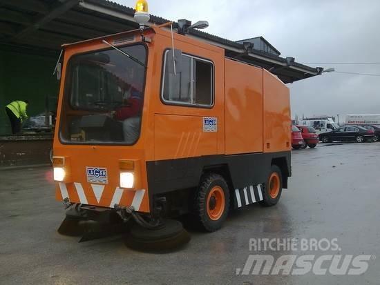 Mfh 2100D 清掃車
