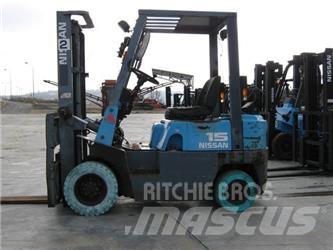 Nissan NJ01A15 液化石油氣LPG卡車