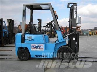Nissan NJ01A15 液化石油氣LPG卡車
