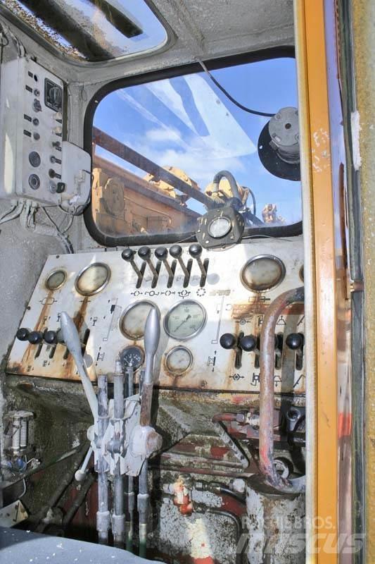  SALZGITTER LB 406 鑽孔設備配件和備件