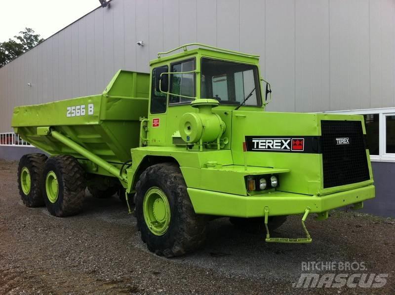 Terex 2566B 鉸接式起吊車