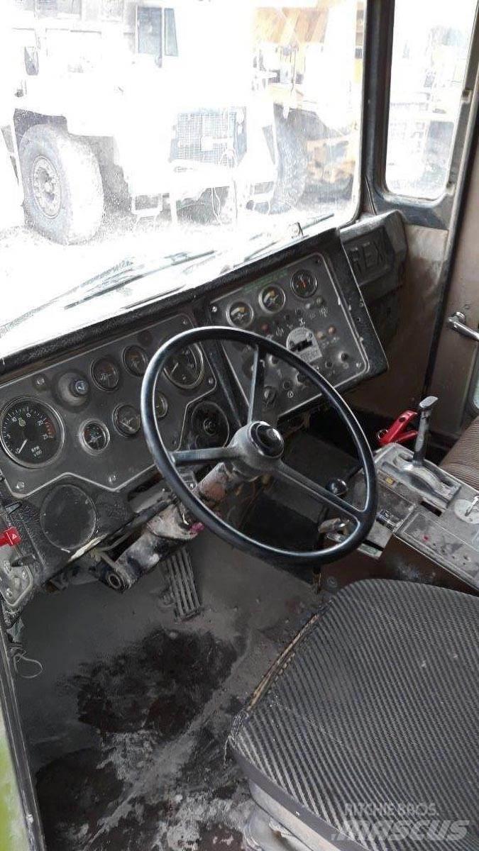 Terex 3307 側卸礦車