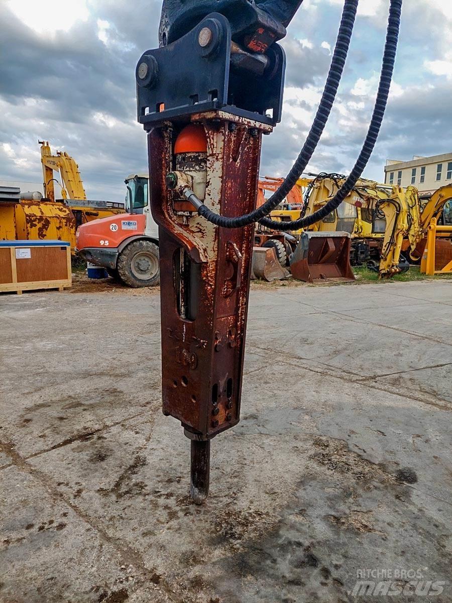 Terex OCM 100 液壓打樁錘