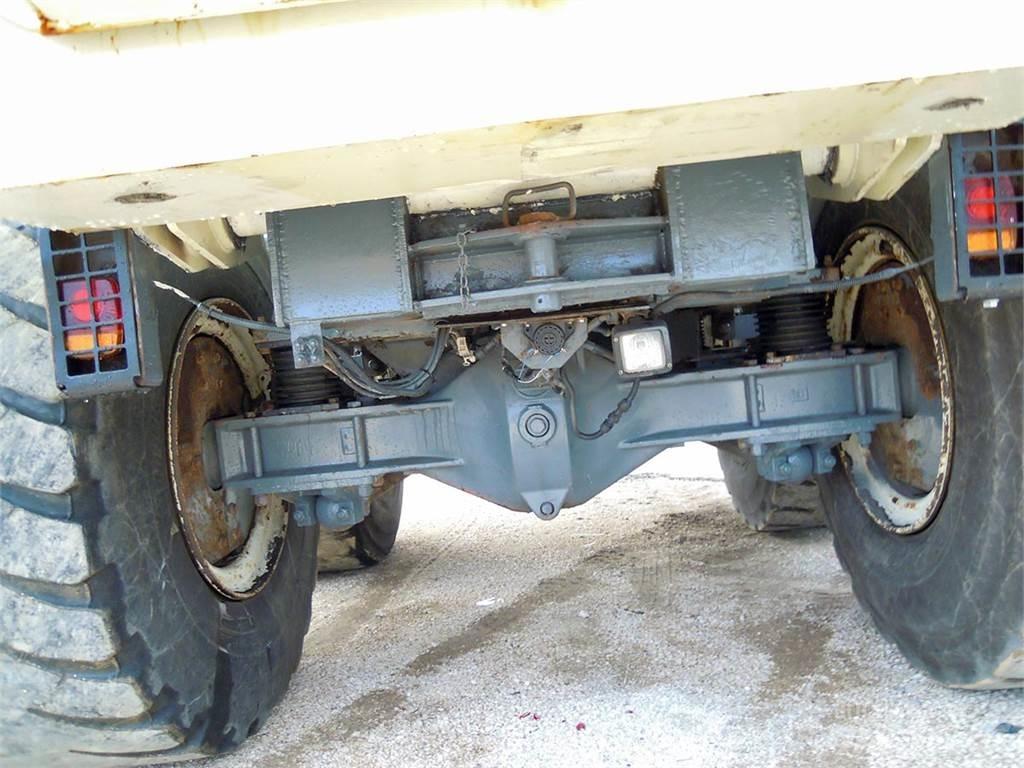 Terex TA27 鉸接式起吊車