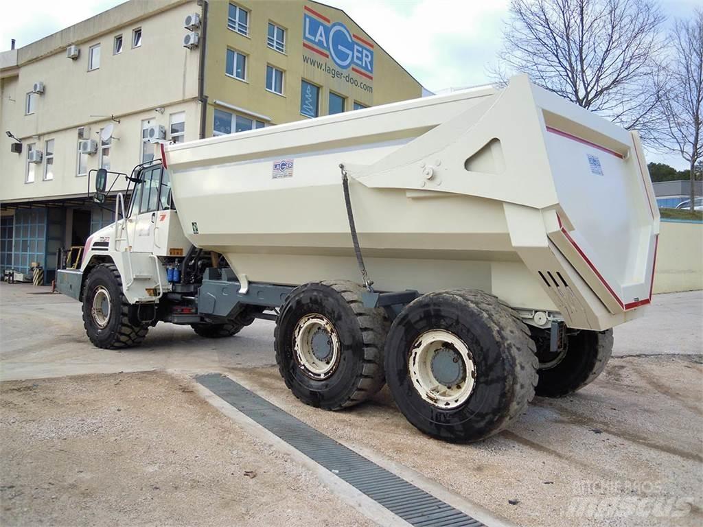 Terex TA27 鉸接式起吊車