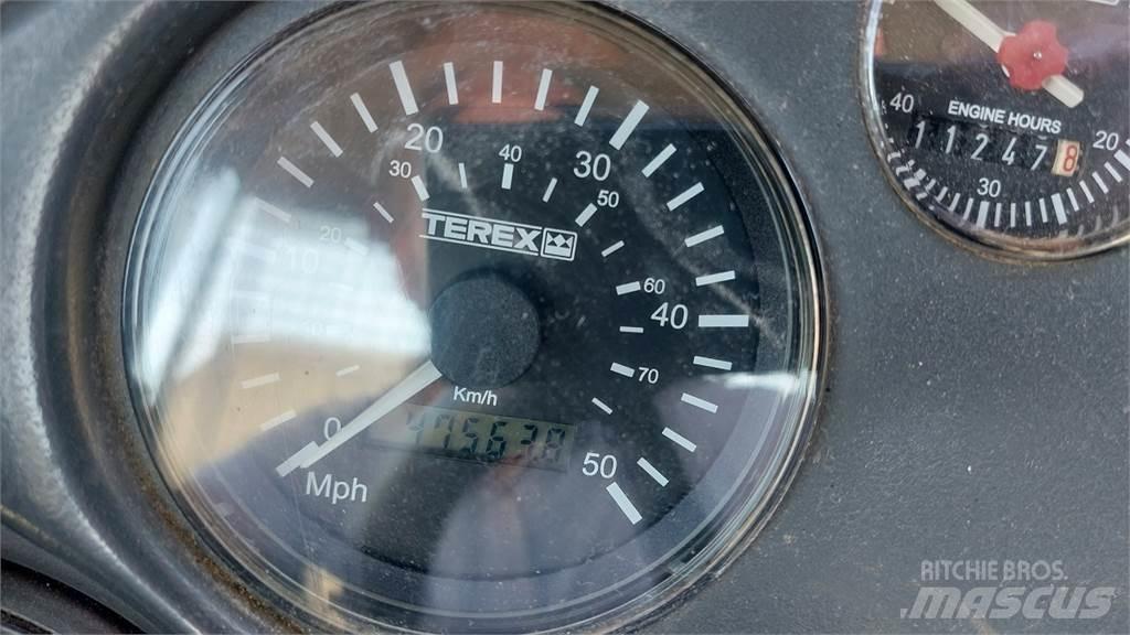 Terex TA30 鉸接式起吊車