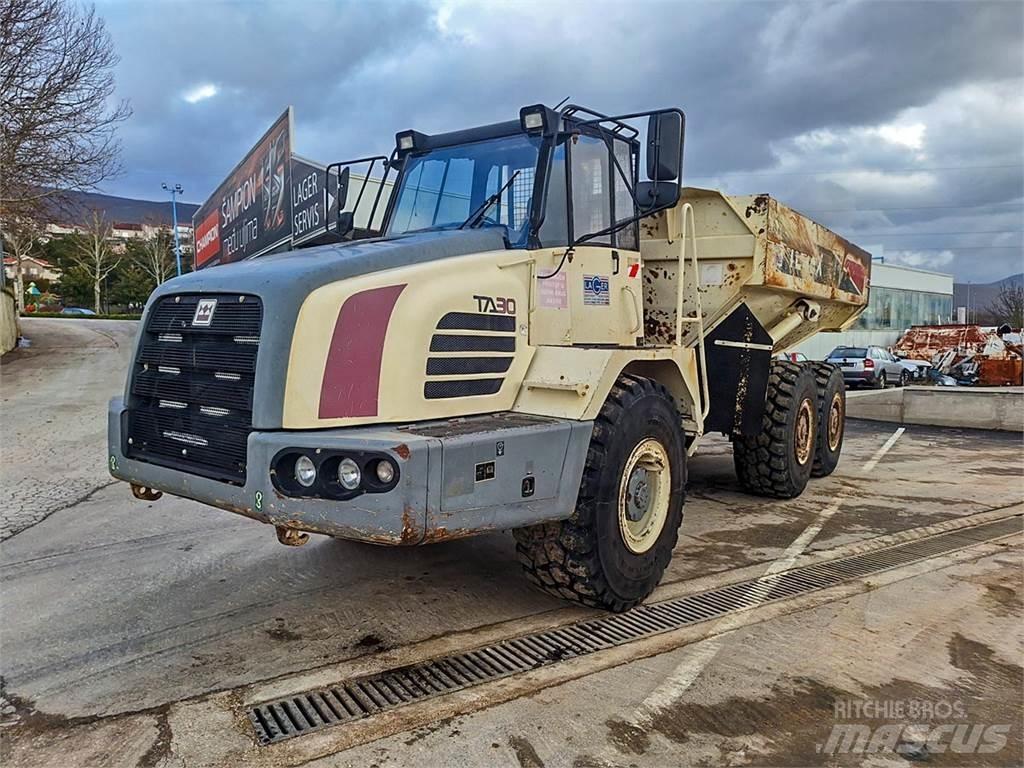 Terex TA30 鉸接式起吊車