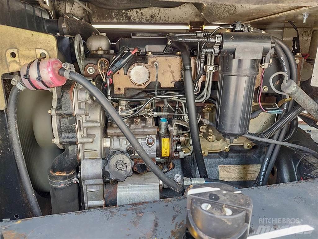 Terex TA6S 側卸礦車