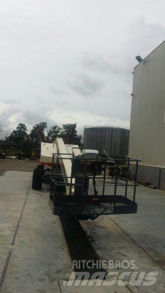 Terex TB100 曲臂高空作業車