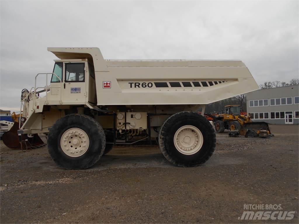 Terex TR 60 側卸礦車