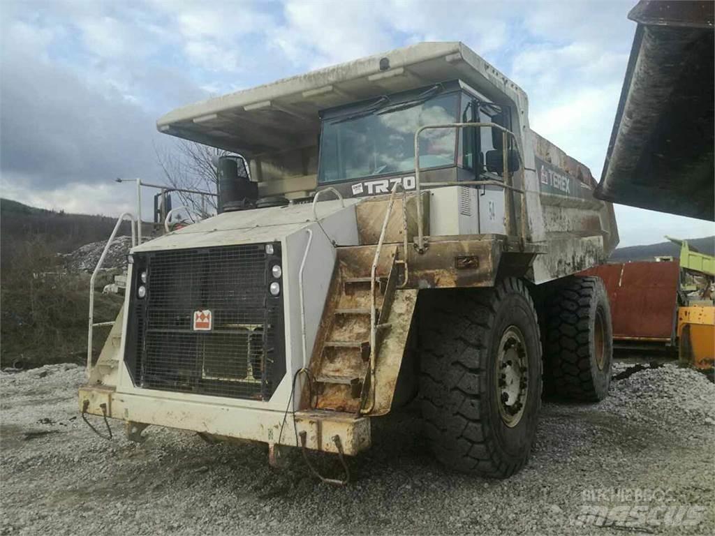 Terex TR70 側卸礦車