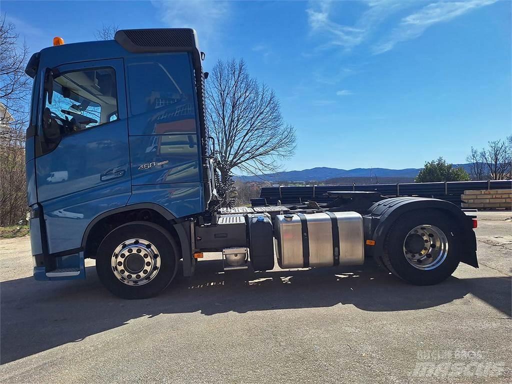 Volvo 460 傾卸式卡車