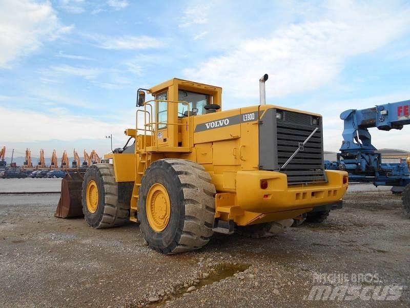 Volvo L330D 輪胎式裝載機