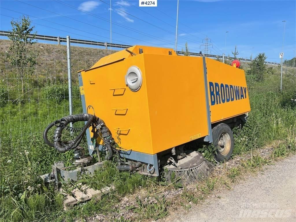 Broddway Combi 曳引機