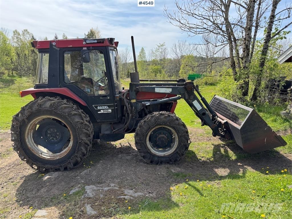 Case IH 685 XL 曳引機