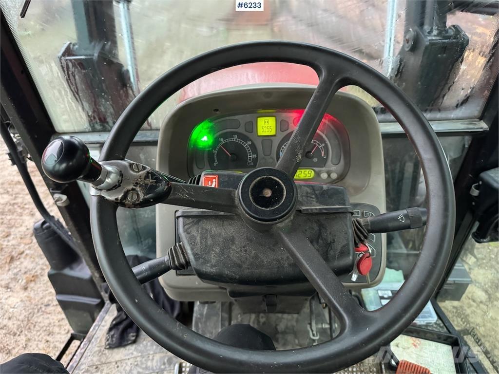 Case IH JXU 95 曳引機